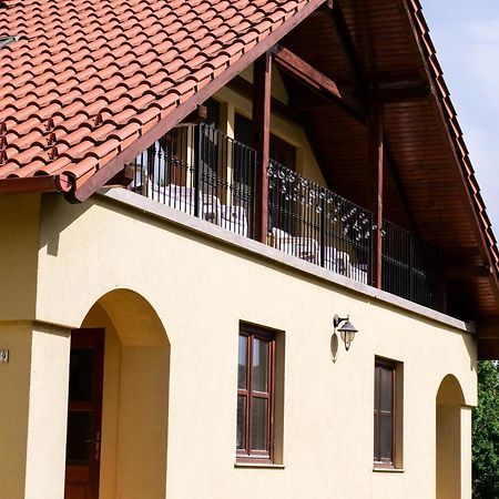 Pipacs Apartman Tagyon Extérieur photo